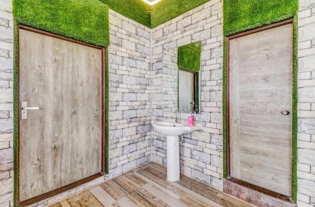 ホテル Lavish Residency バンガロール エクステリア 写真